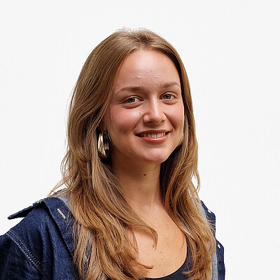 emma thali praktikantin bybalzer