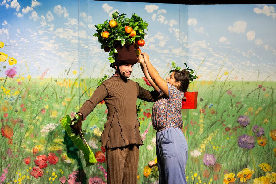 frau holle apfelbaum blumenwiese bybalzer