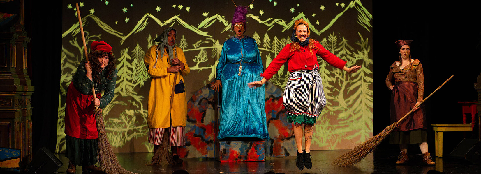 die kleine hexe hexenpruefung besen blocksberg bybalzer